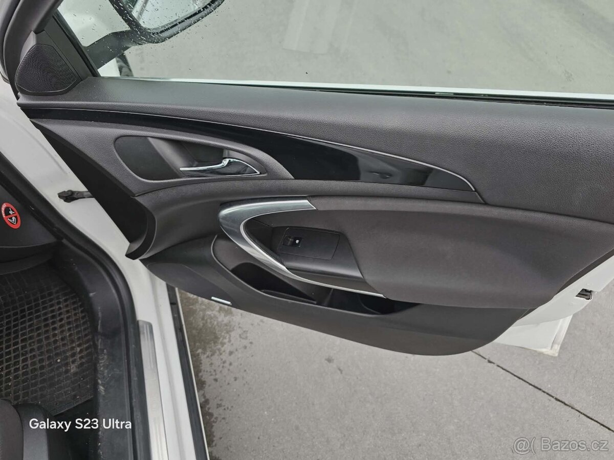 Opel insignia tourer 4x4 - 10