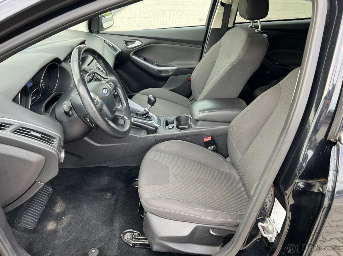 Ford Focus 1.6 TDCi 77kw digi klima NAVI - 10
