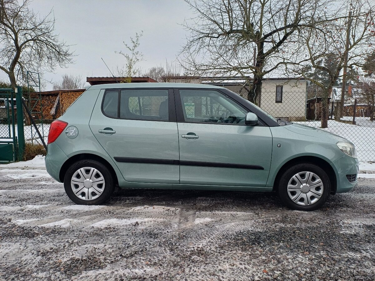 Škoda fabia FACELIFT 1.2 ...rok 2012 - 10