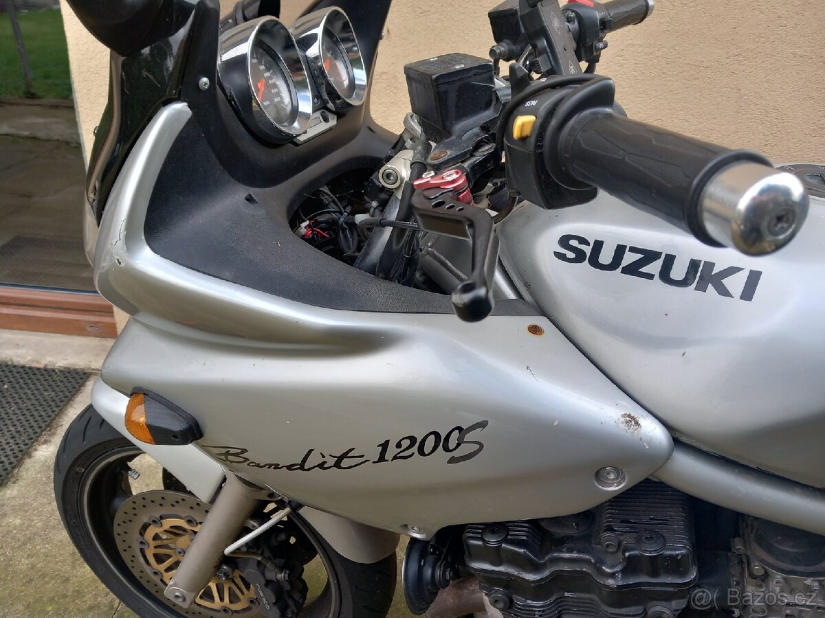 Suzuki bandit 1200 - 10