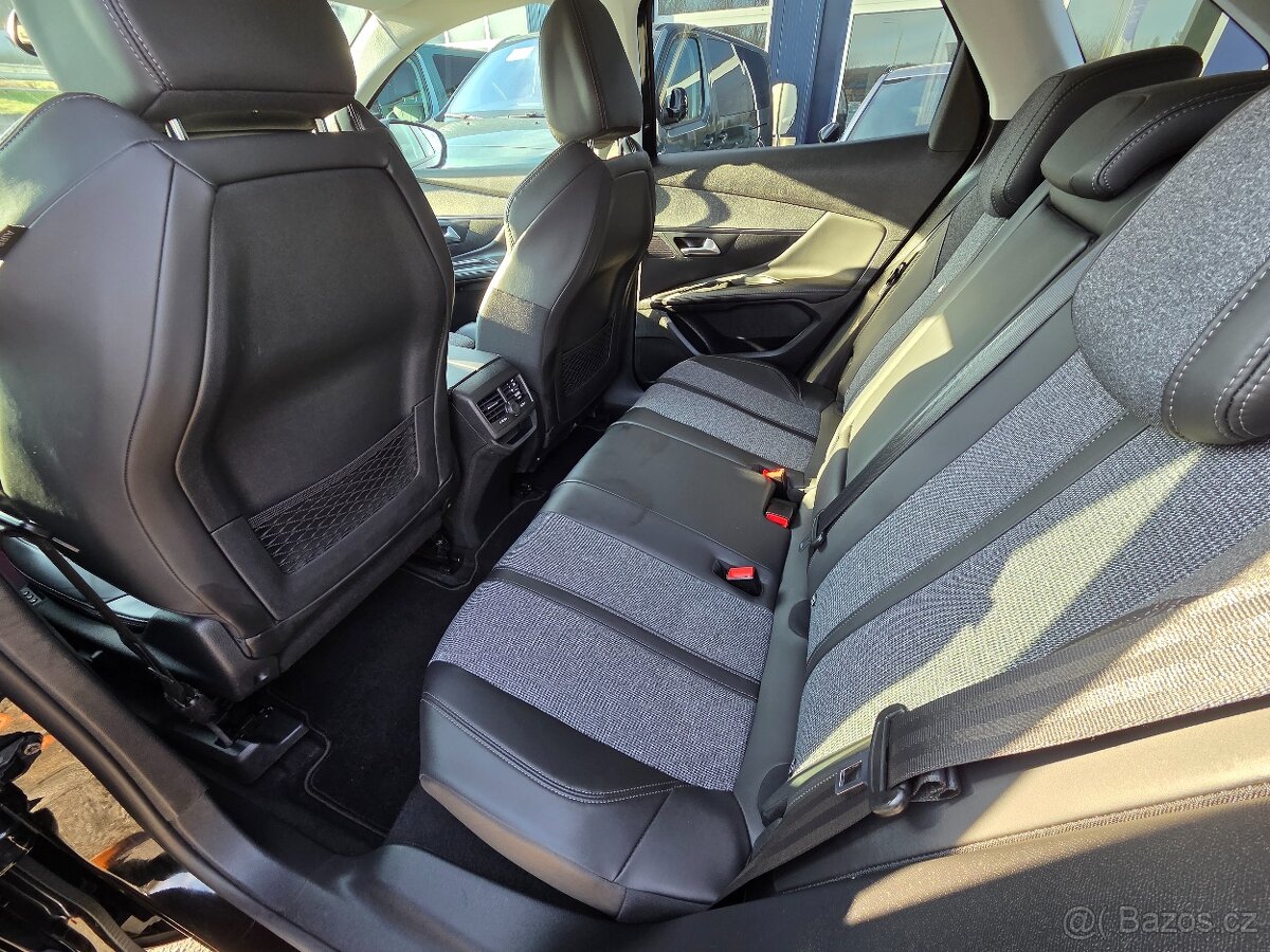 Peugeot 3008 1.2PT 130 ALLURE PACK EAT6 - 10
