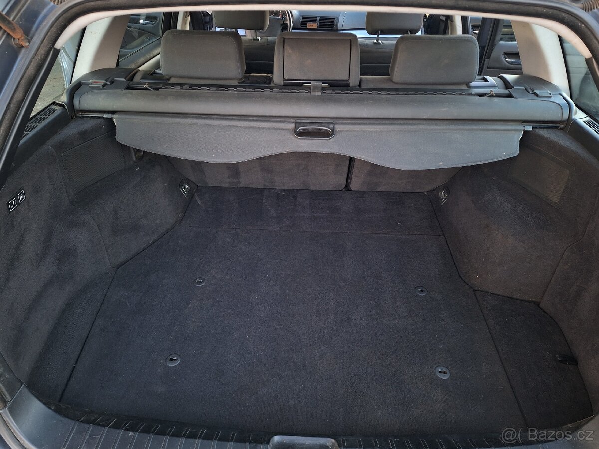 BMW e46 318i touring - 10