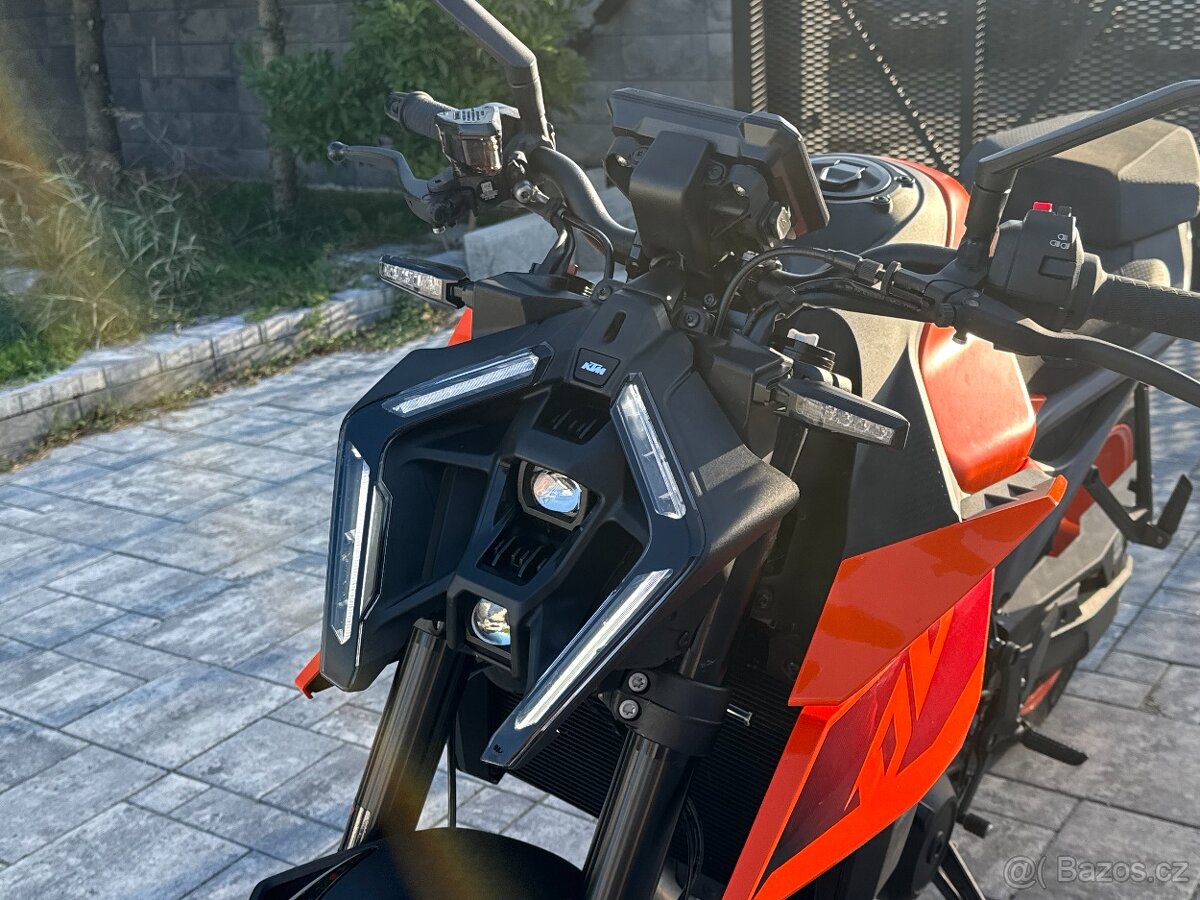KTM Duke 990 Tech Pack 90 kW - 10
