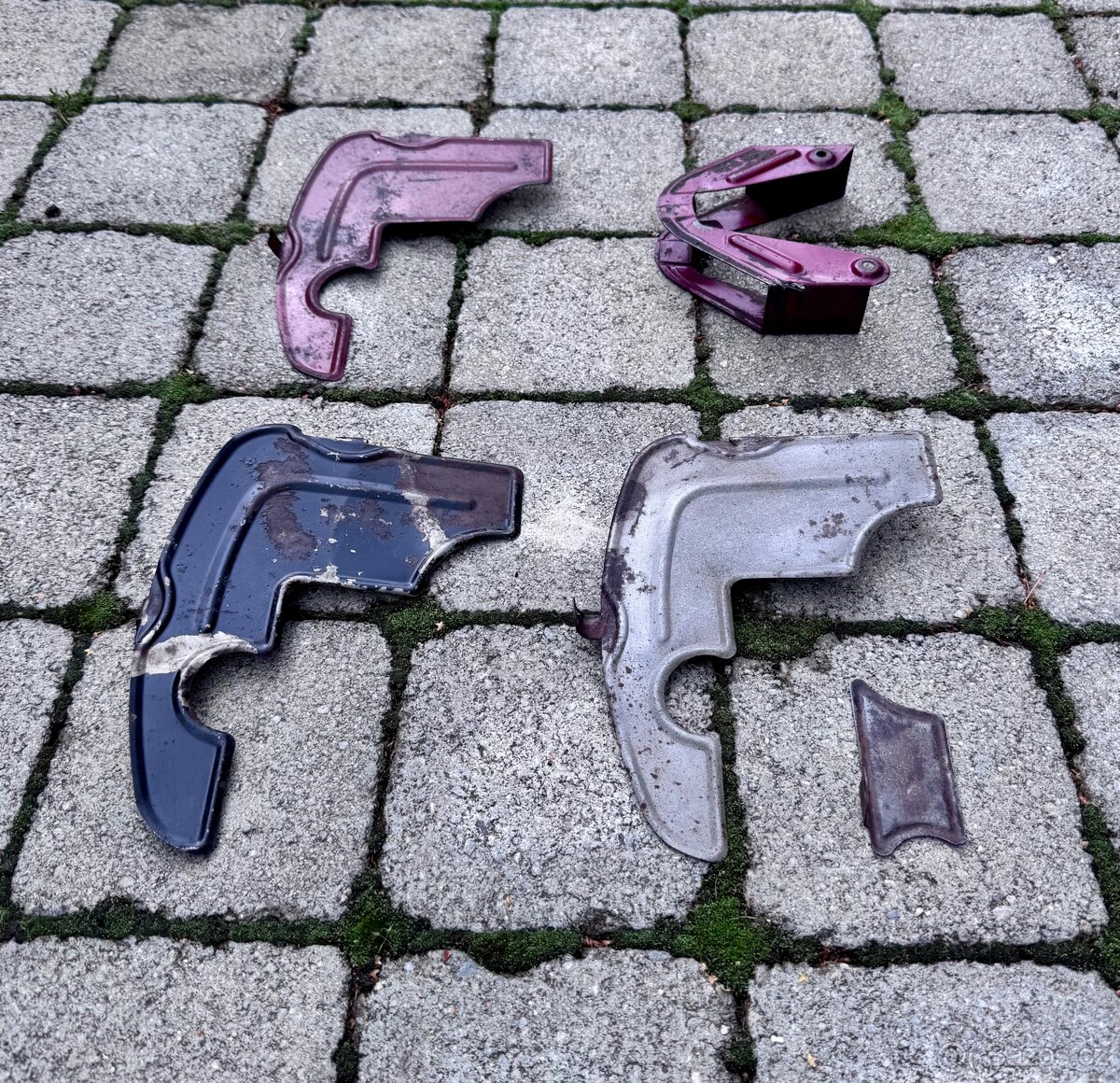 Jawa CZ 250 350 kyvacka pulhuben - poličky - 10