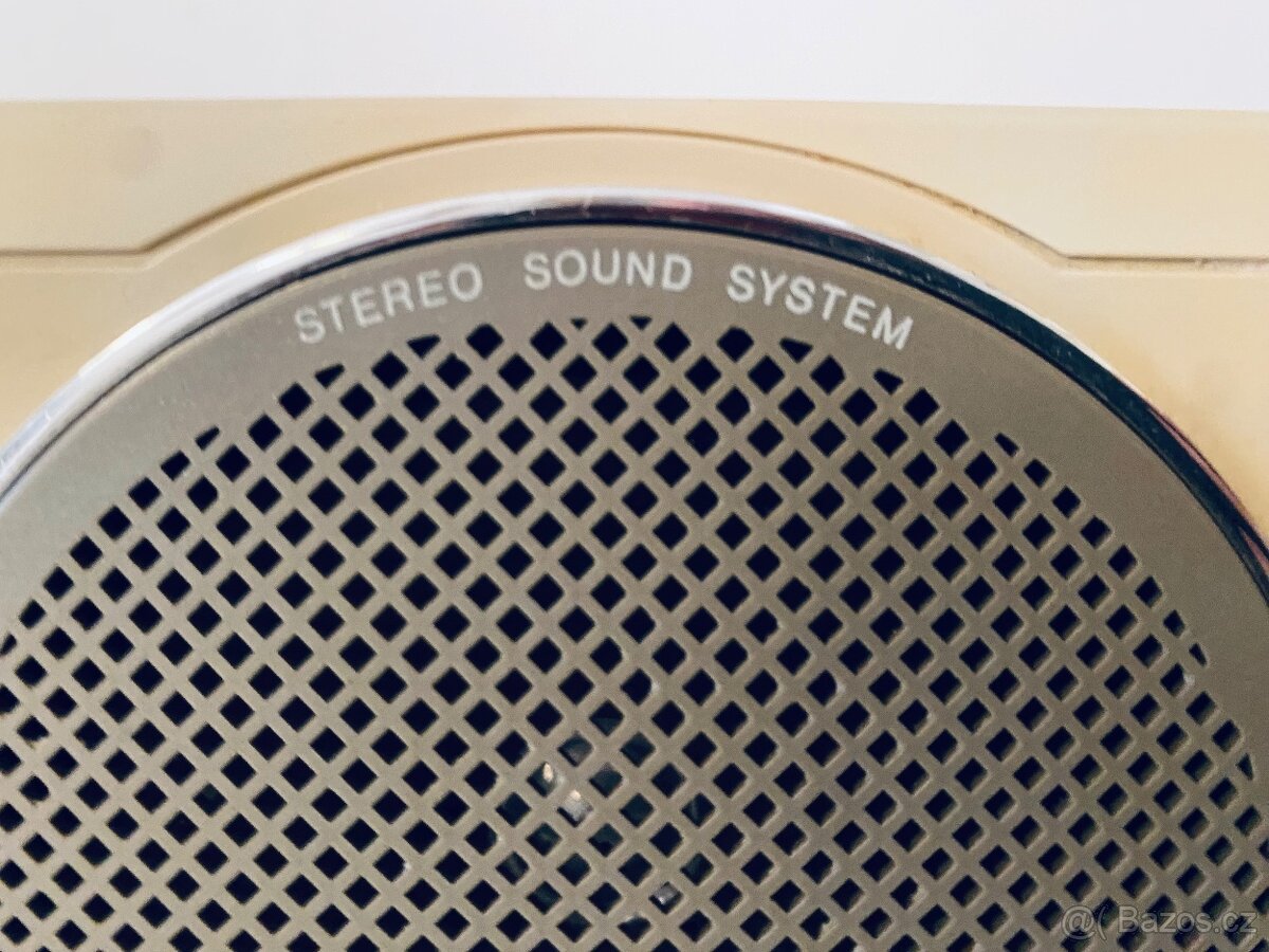 Radiomagnetofon RFT SKR 1000 Party, rok 1989 - 10