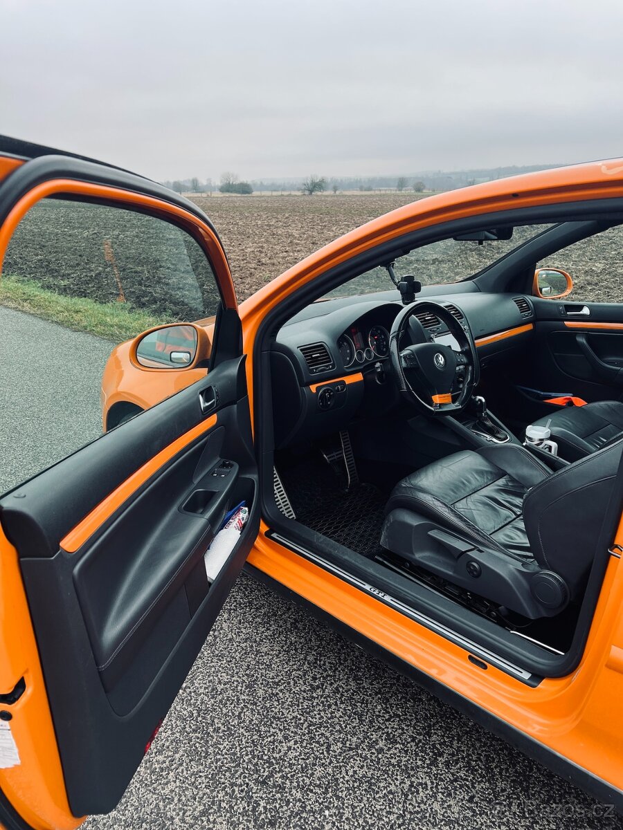 VW Golf GTI MK5 Fahrenheit edition 1/1200 ks USA - 10