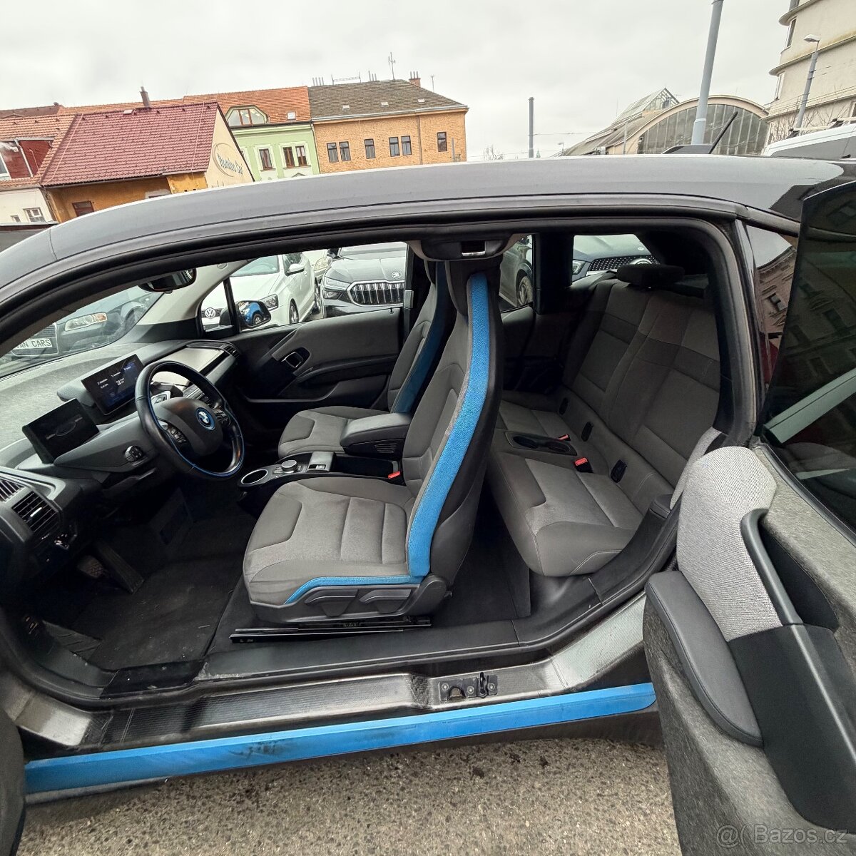 BMW i3, I3s elektro Ojeté, 8/2020, 202 085 km 340 000 Kč K - 10