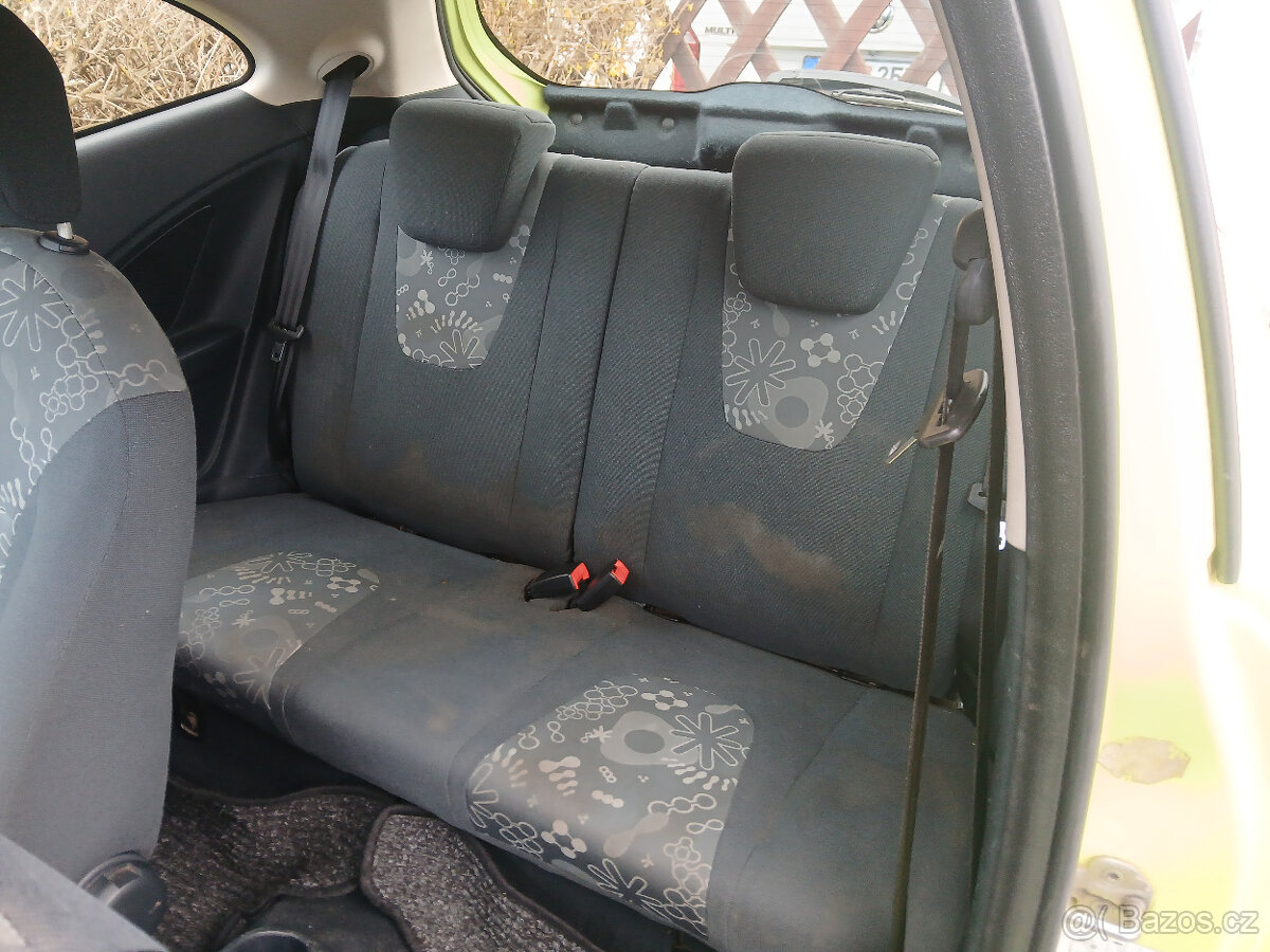Ford Ka 1.25i - 10