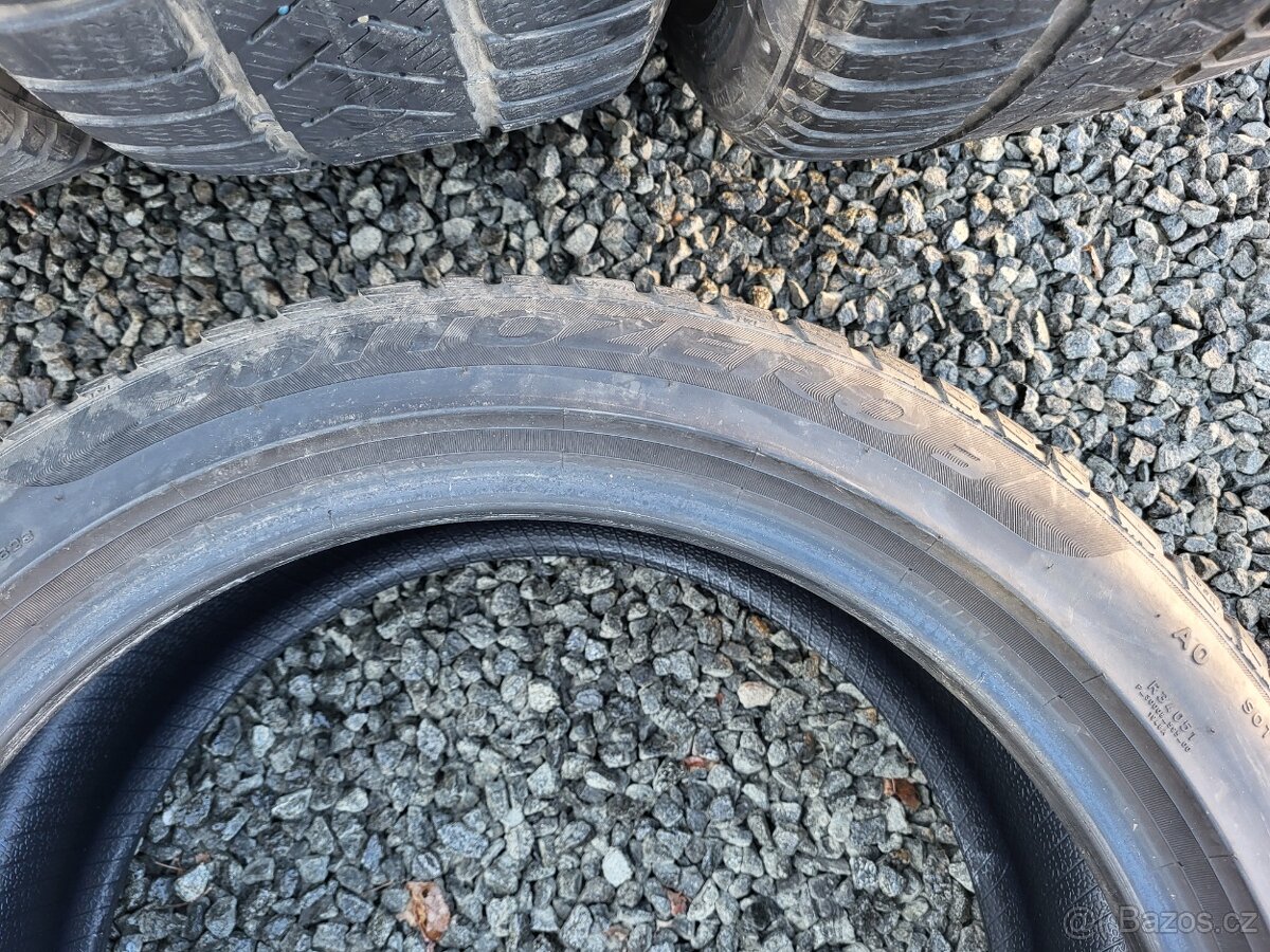 4x 245/45R19 Pirelli Sottozero 3 - 10