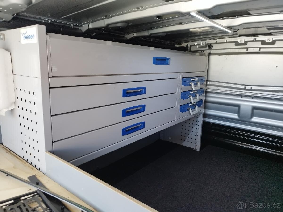 Opel Vivaro 1,6TDCI, 92 KW, POJÍZDNÁ DÍLNA - 10