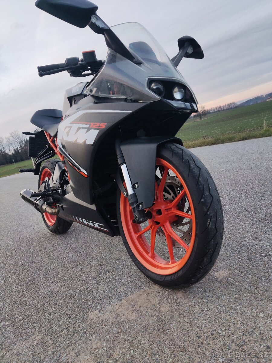 KTM RC 125 - 10