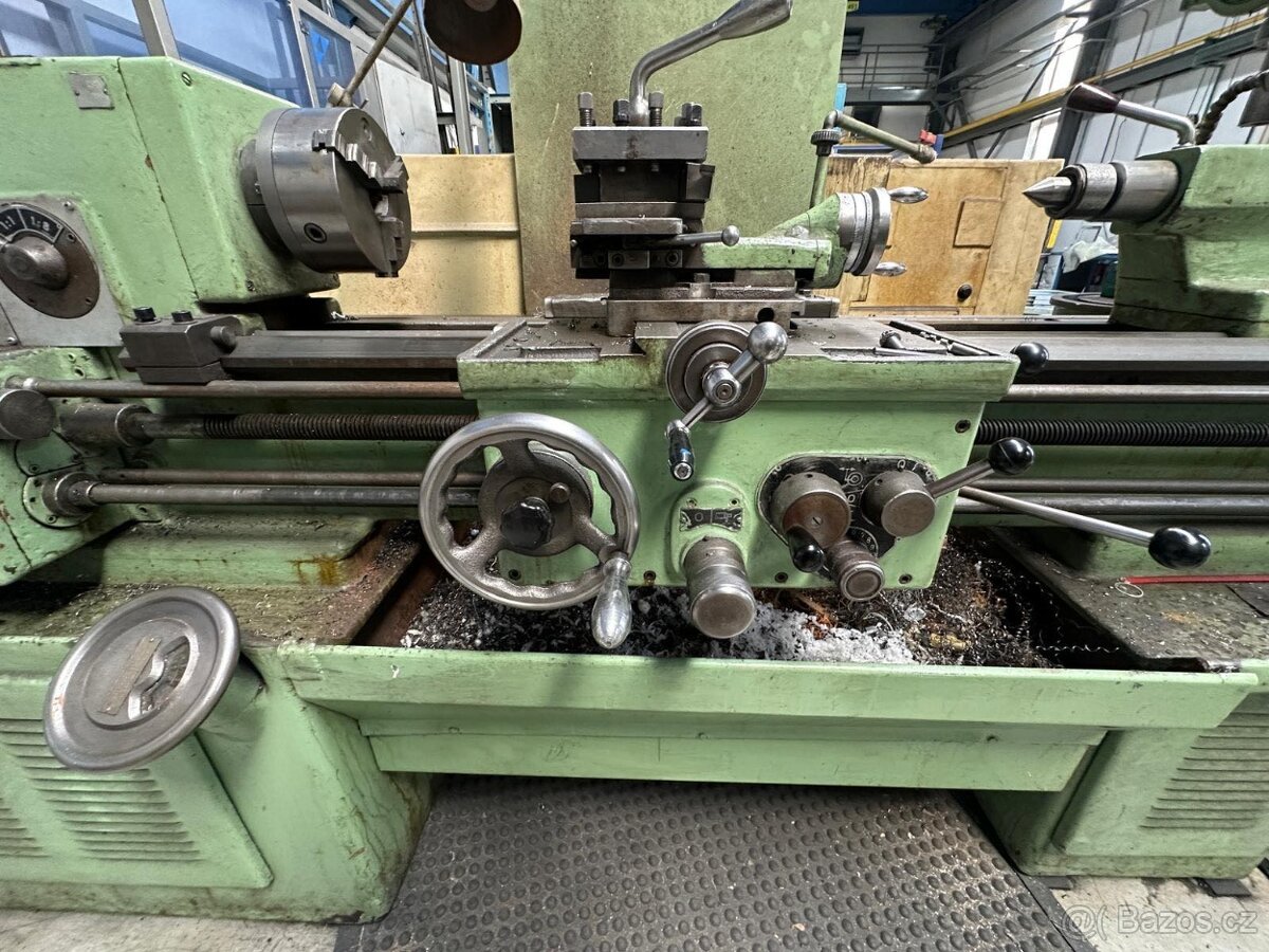 Soustruh TOS SV 18 - 10