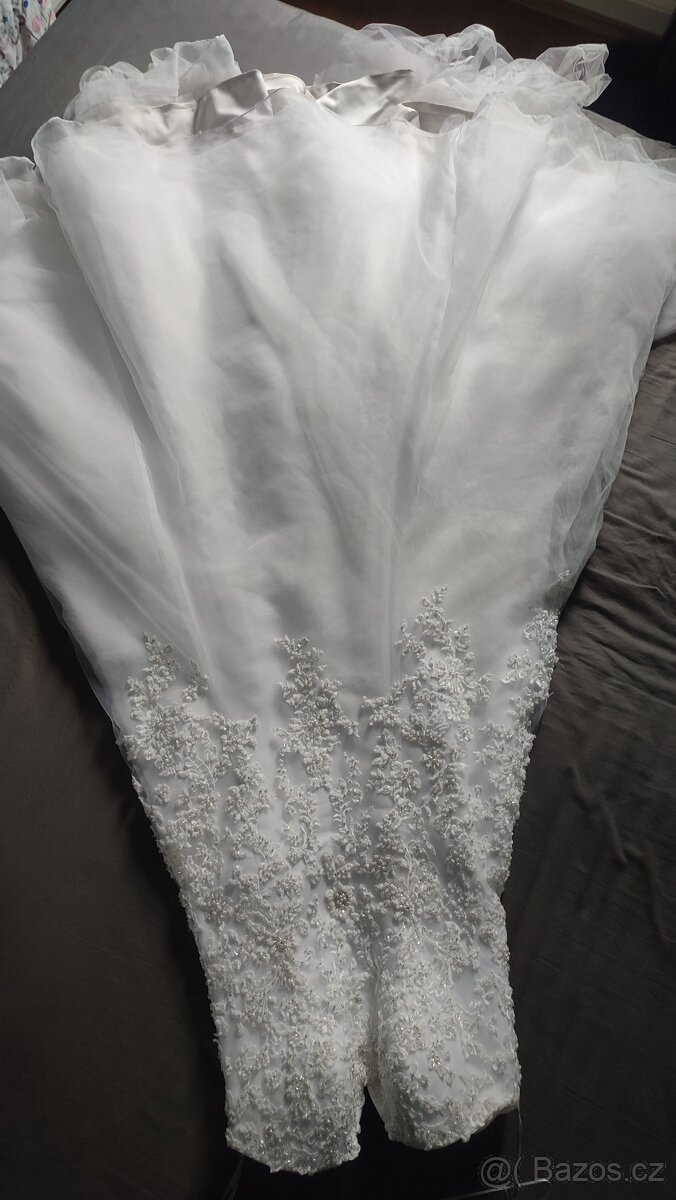 Nádherné svatební šaty Maggie Sottero - 10