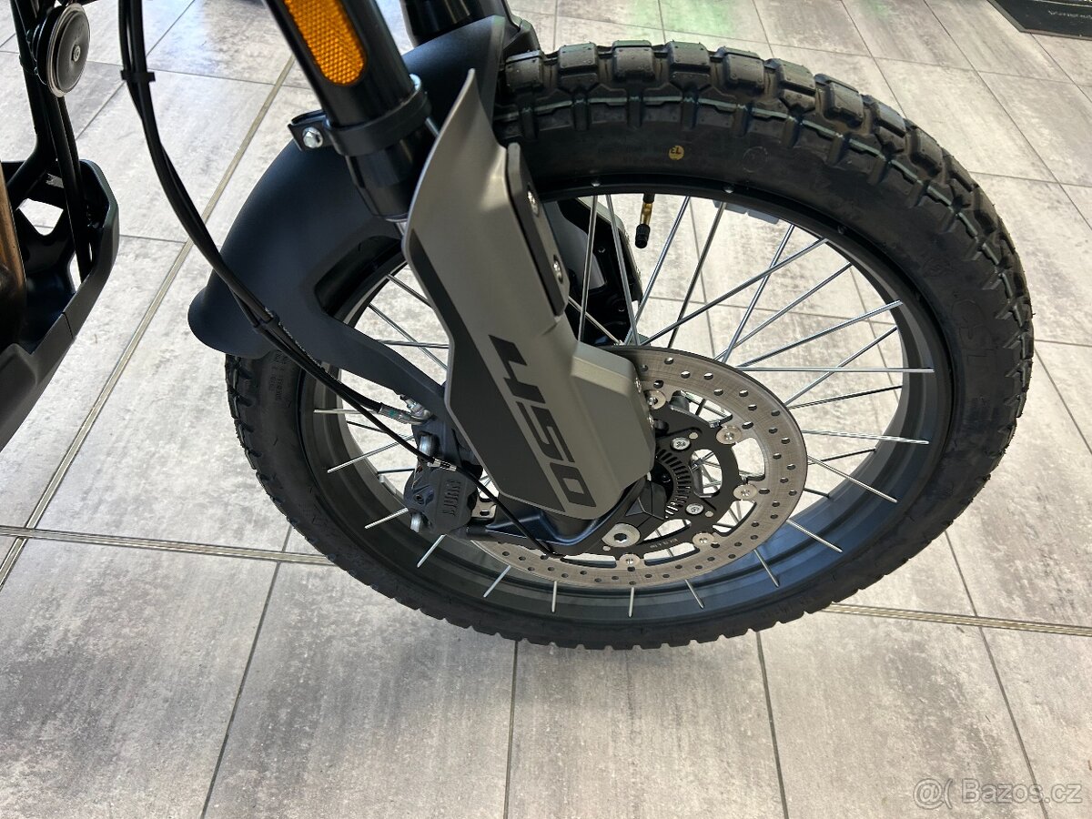 Moto Morini Alltrhike 450 STD 2026 - 10