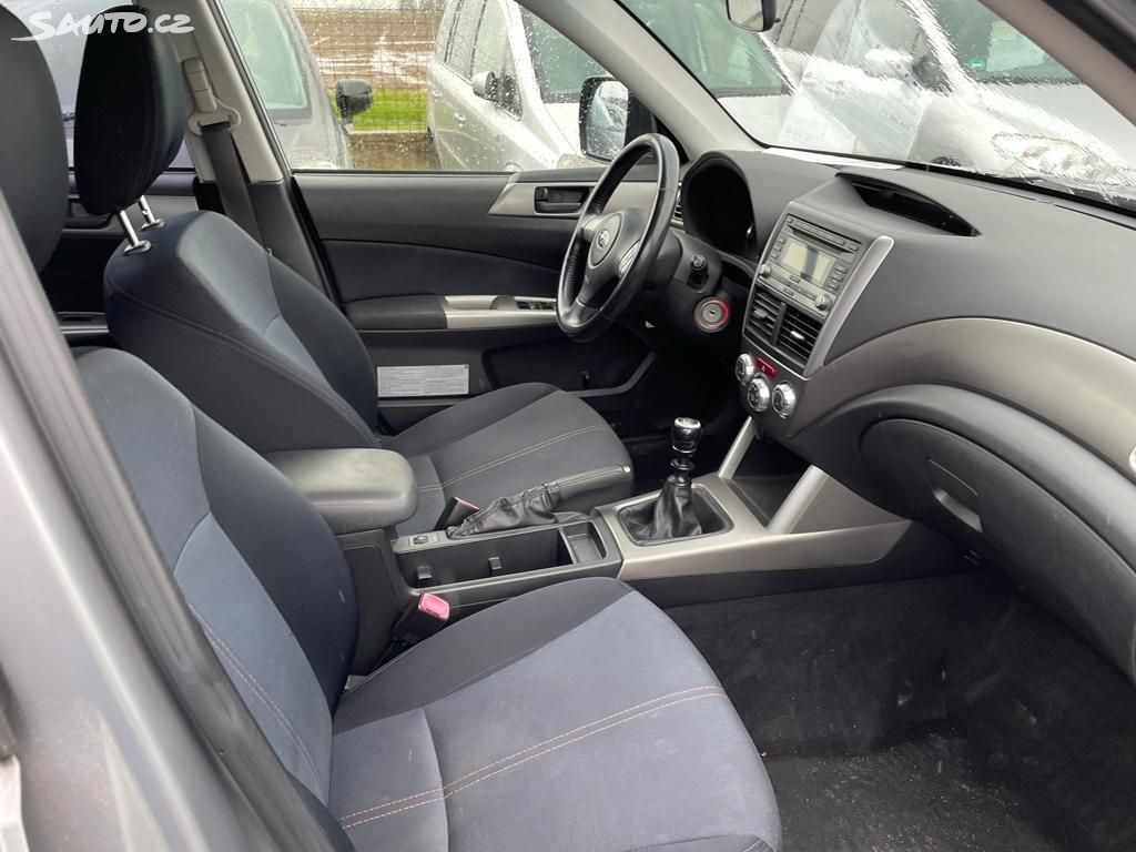 Subaru Forester 2.0 TD AWD 108kw - 10