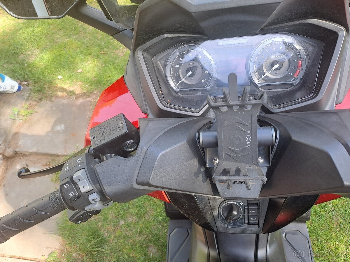 Honda Forza 350 - 10