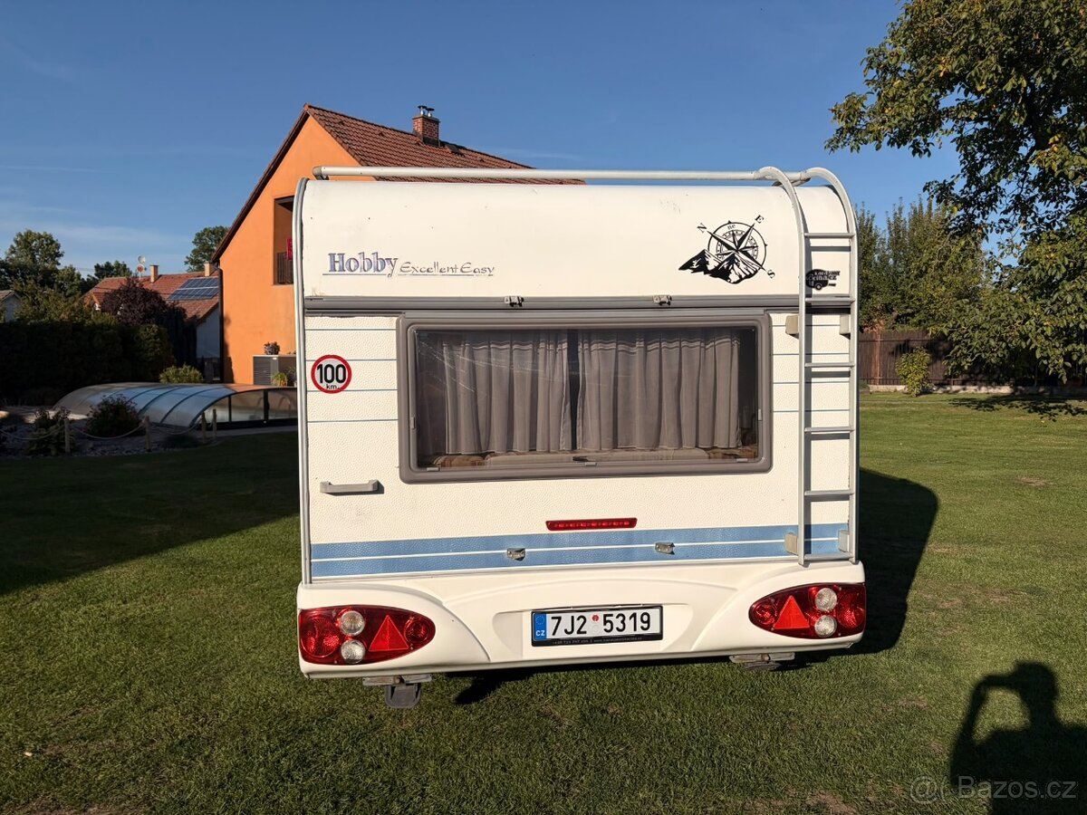 Karavan, obytný přívěs Hobby 495 - 10