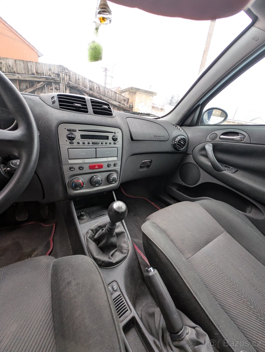 Alfa Romeo 147 1.9 JTD 115cv - 10