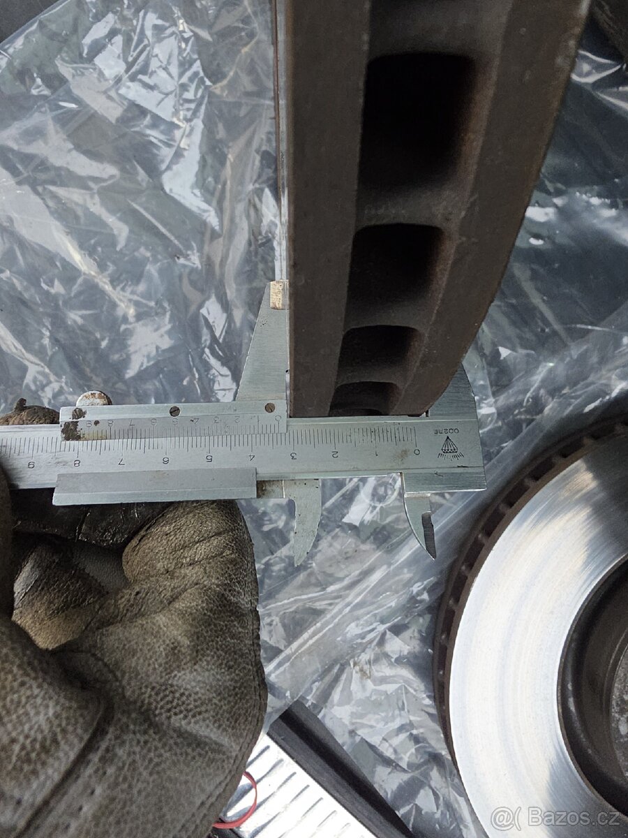 Brzdy brzdové třmeny brzdové kotouče Vw touareg CR7 MLB - 10