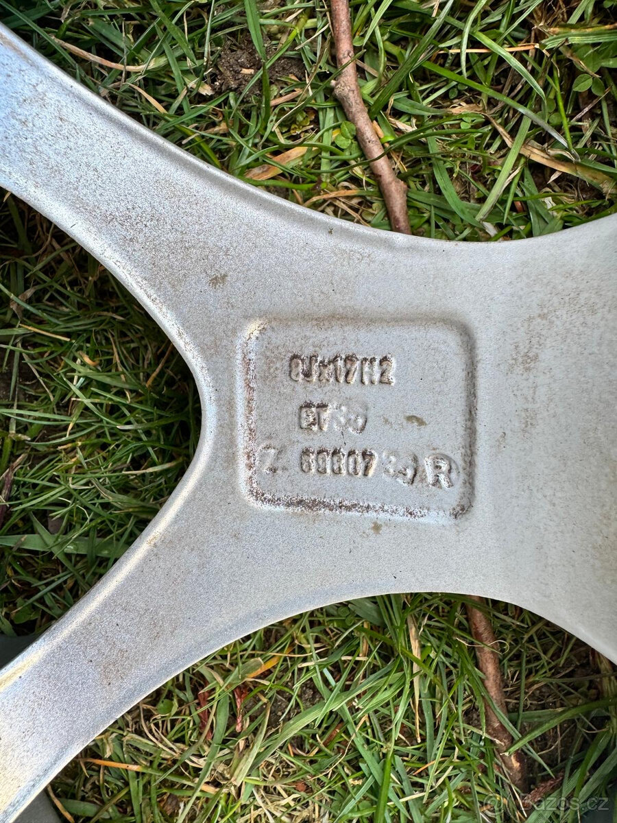 Alu disky Aluett 17" rozteč 5x112 + pneu pěkné - 4 kusy - 10