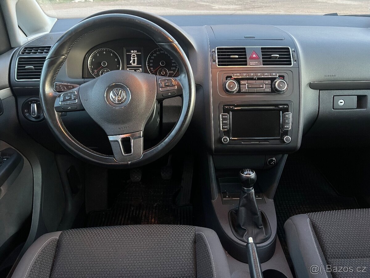 Volkswagen Touran 1.4 Tsi 2011 170tkm tažné - 10