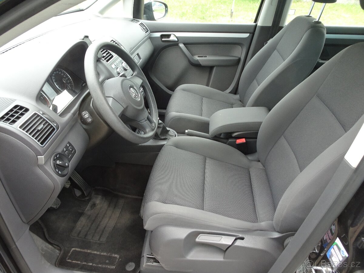 Volkswagen Touran 1.6 TDi - 10
