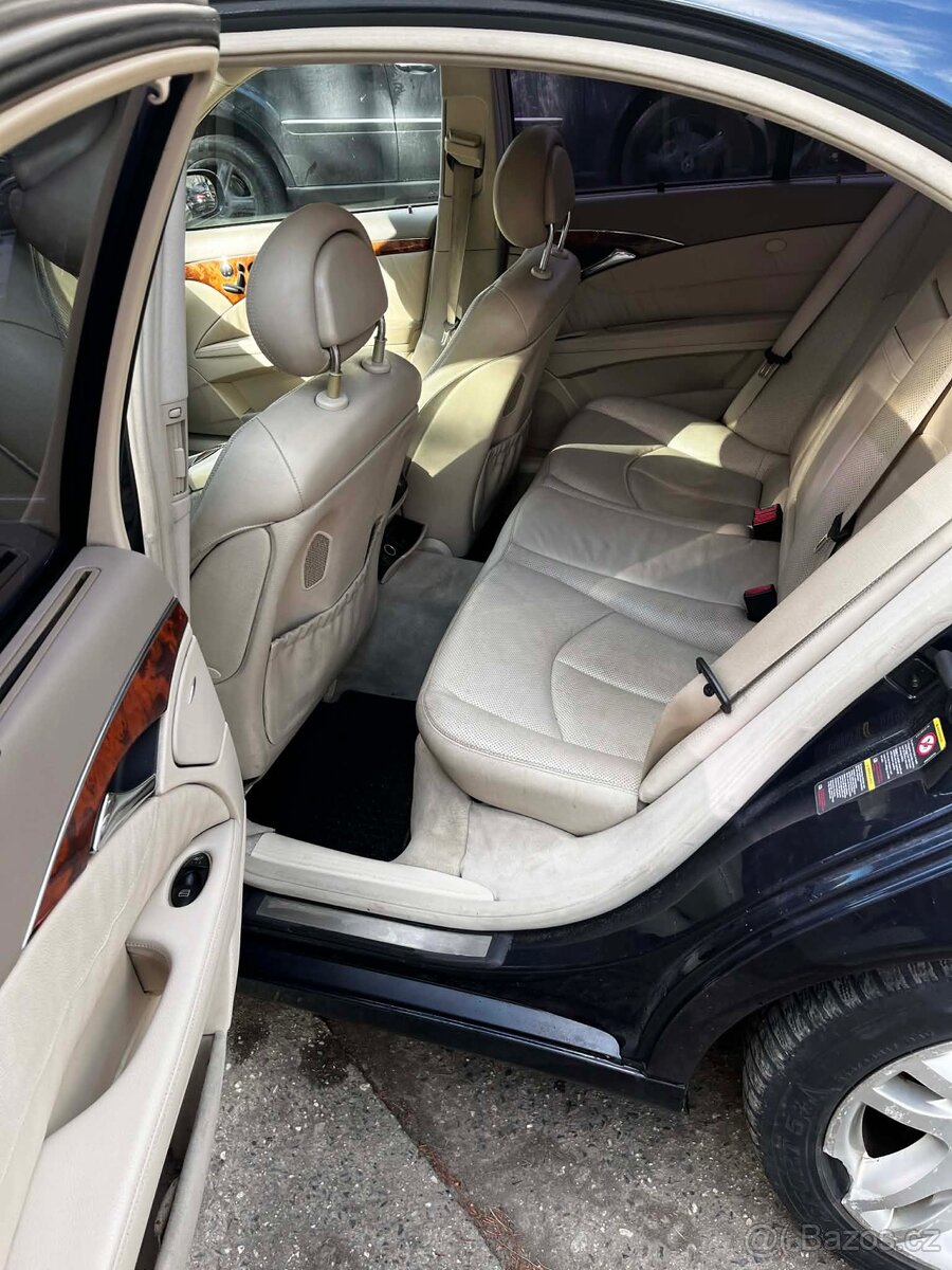 Mercedes-Benz w211 e320 - 10