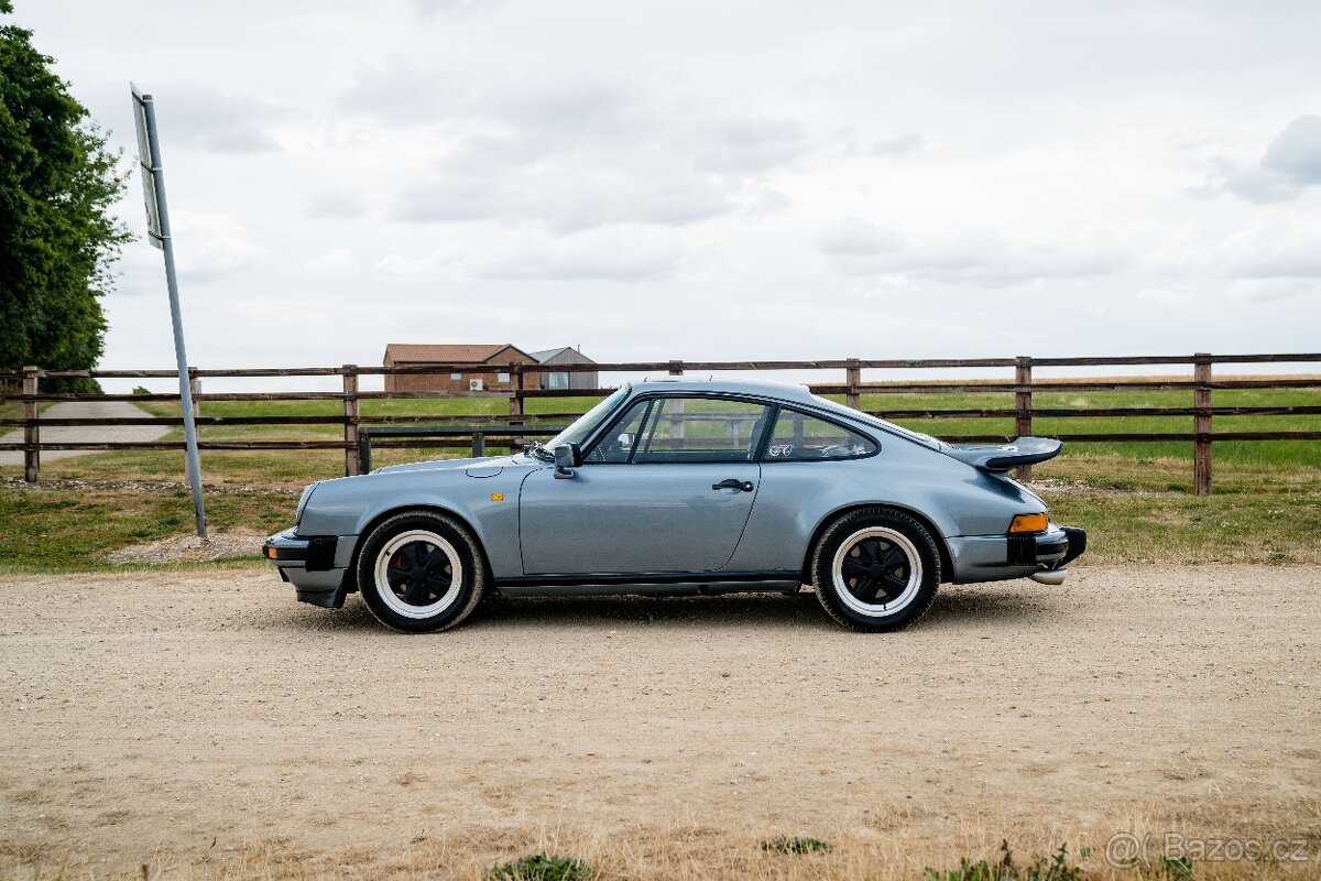 Porsche 911 Carrera 3,2 - 10