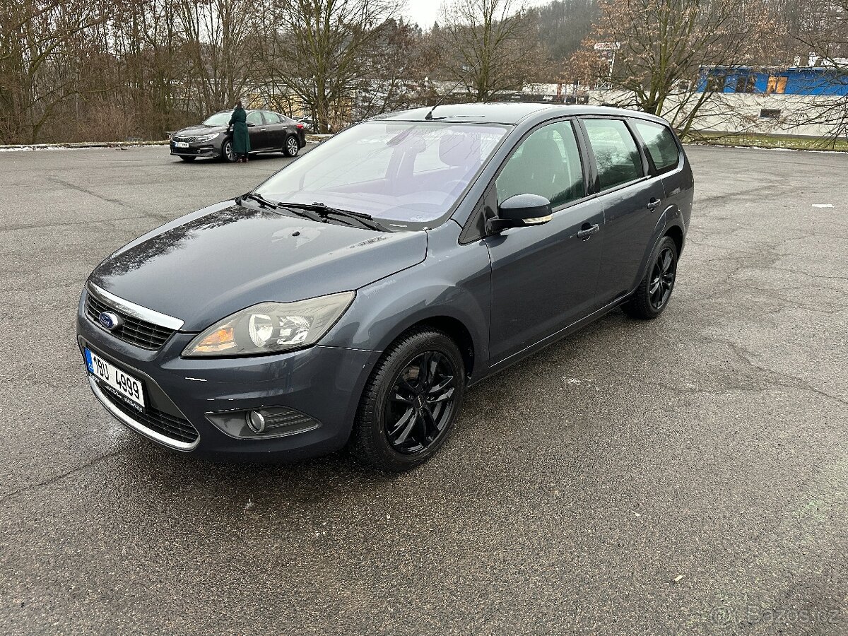 Ford Focus 1.6 kombi - 10