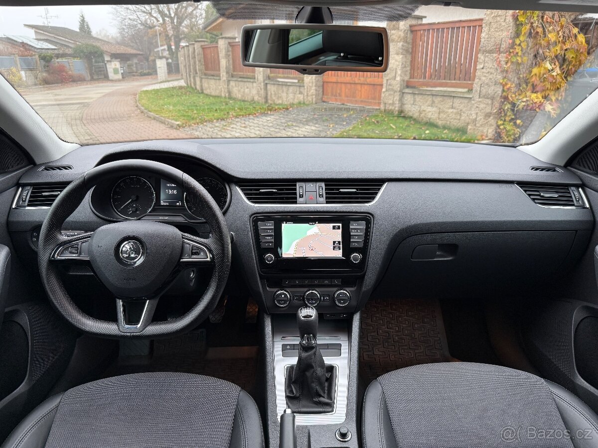 Škoda Octavia Elegance Combi III 2.0 TDI 110KW - 10