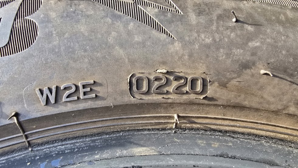 Zimní pneumatika 205/55/16 Bridgestone - 10