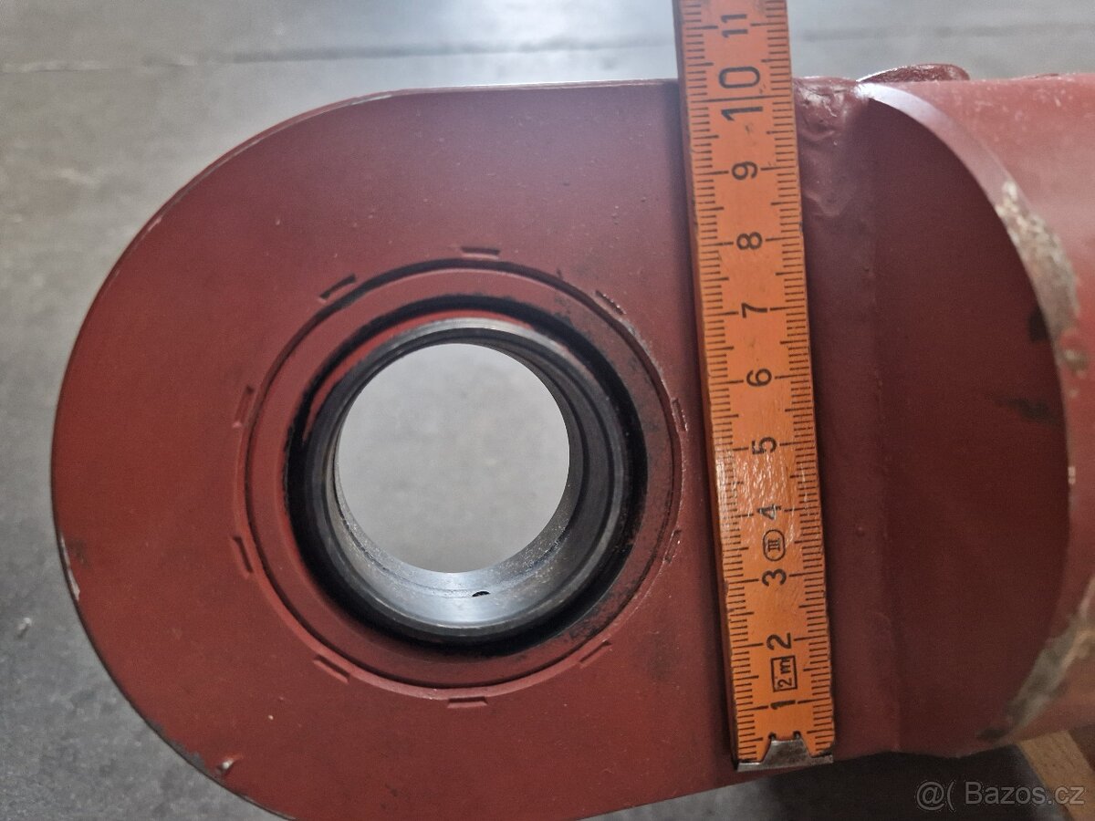 Hydraulický válec nový - 10