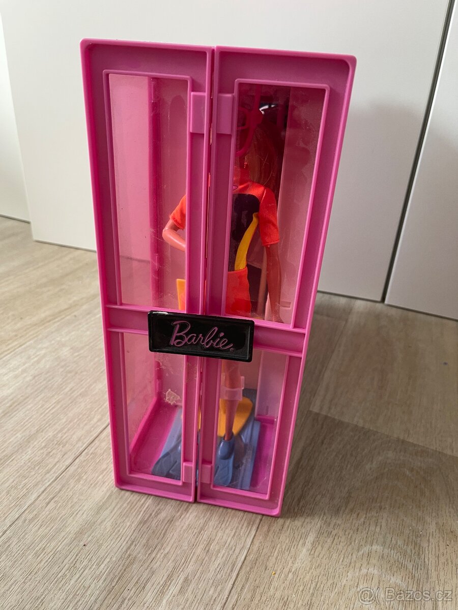 Barbie šatník - 10