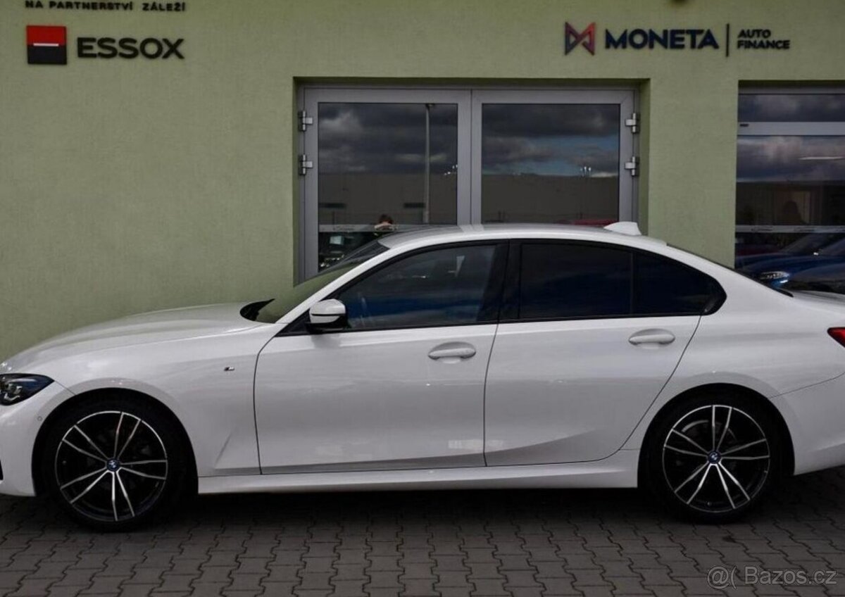 BMW Řada 3 320d xD M-SPORT ČR - 10