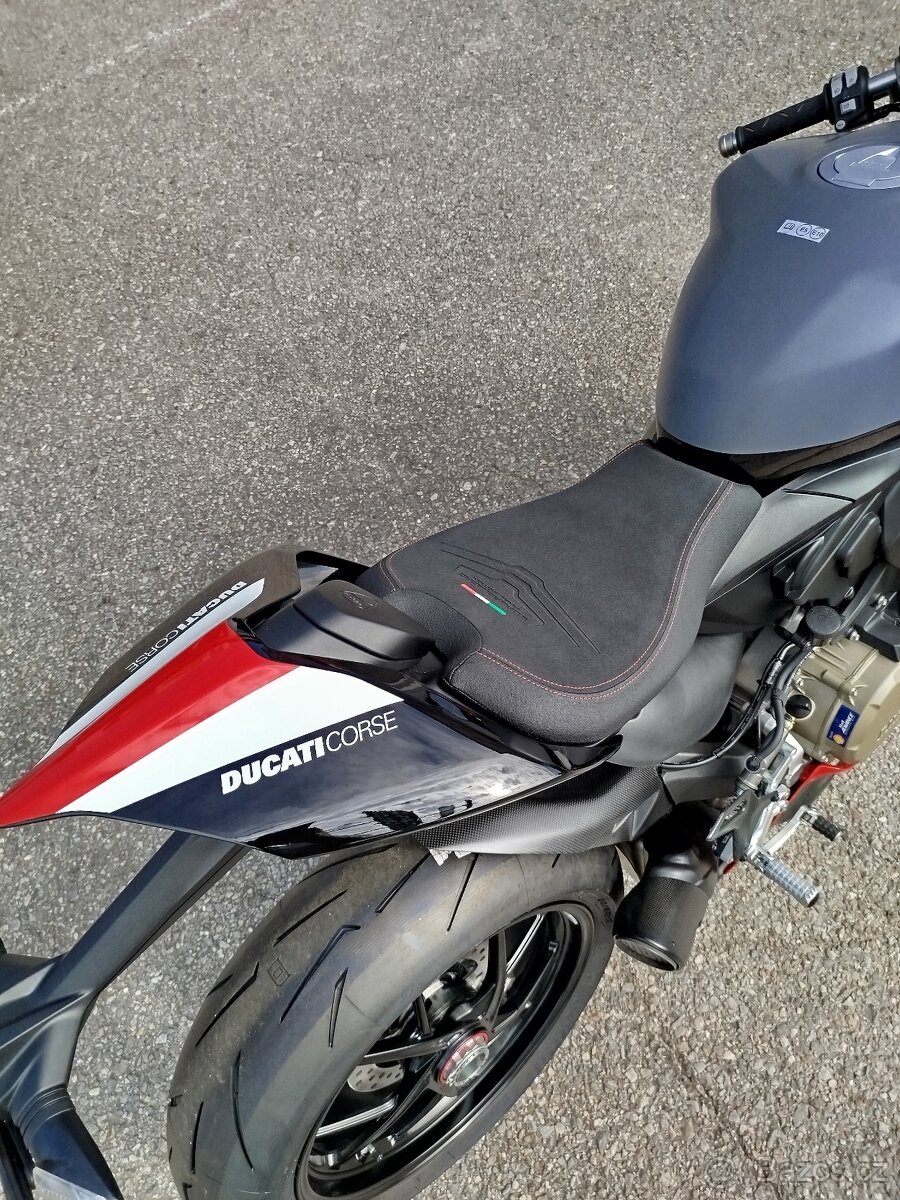 Ducati Panigale V2 Superquadro Final Edition - 10