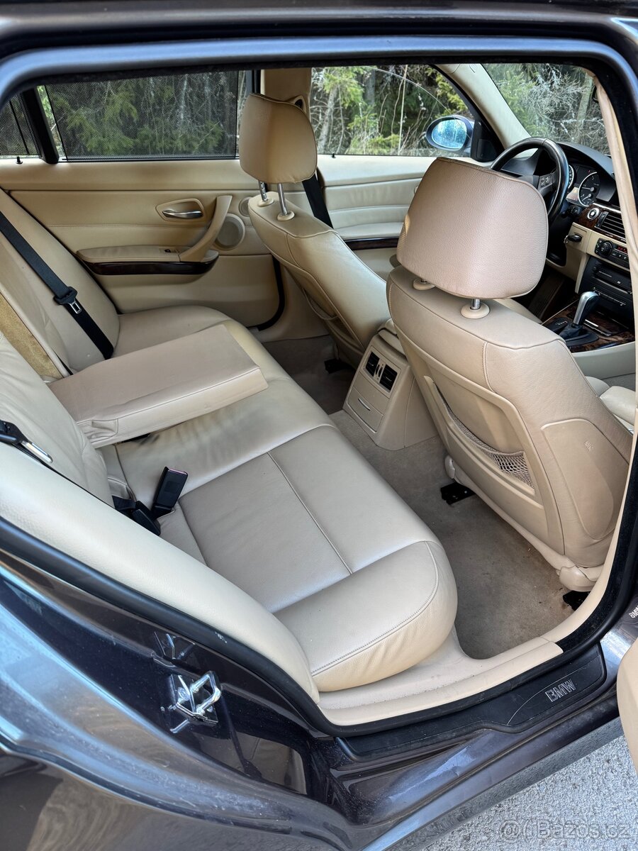 BMW 320d E91 120kw - 10