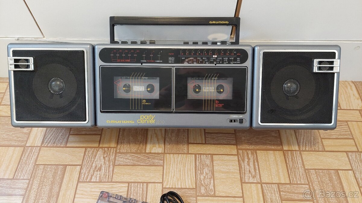 Magnetofon GRUNDIG - 10