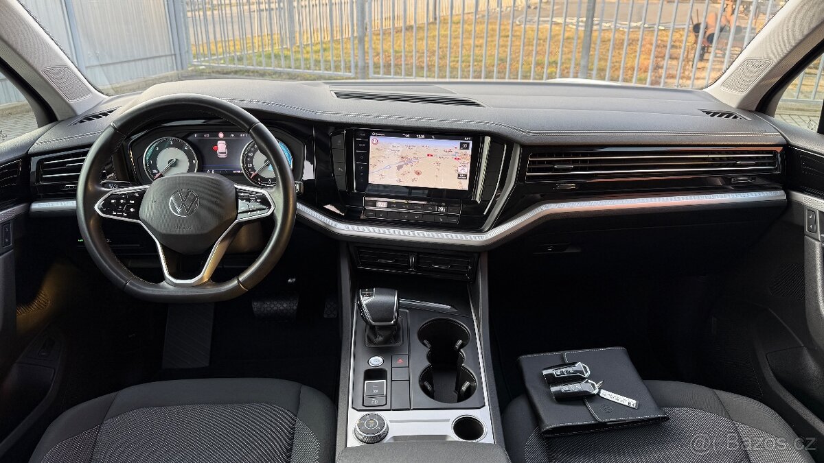 Volkswagen Touareg //3.0TDi//170kW//TOP-STAV//SERVIS-VW// - 10