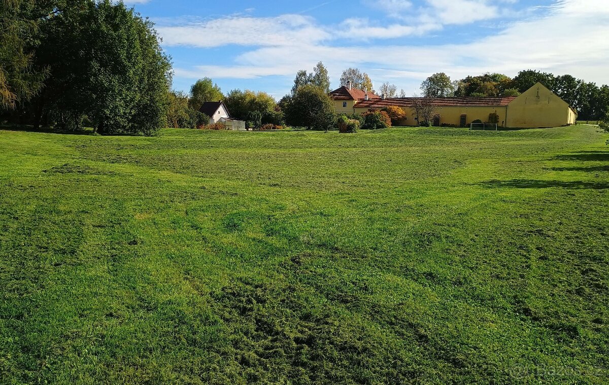Stavební parcela Český Krumlov - absolutní soukromí - 10