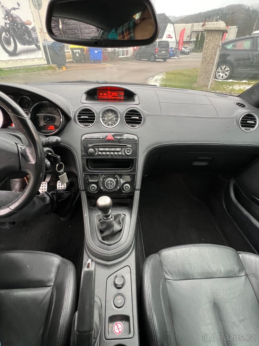 Peugeot RCZ Coupe 1.6 THP 200 (147 kW) - 10