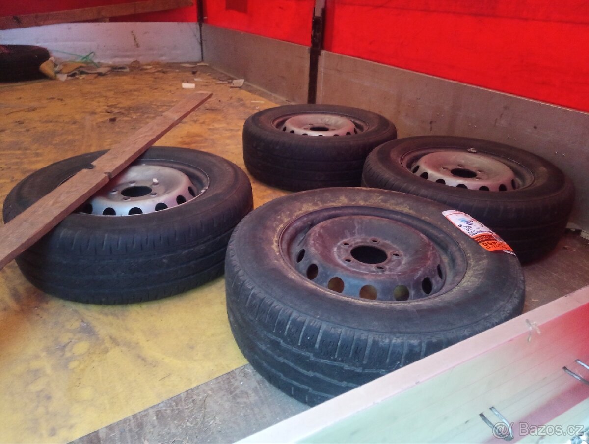 Renault Master rok 2012 ,motor 2.3 DCi,107 kW 10 europalet - 10