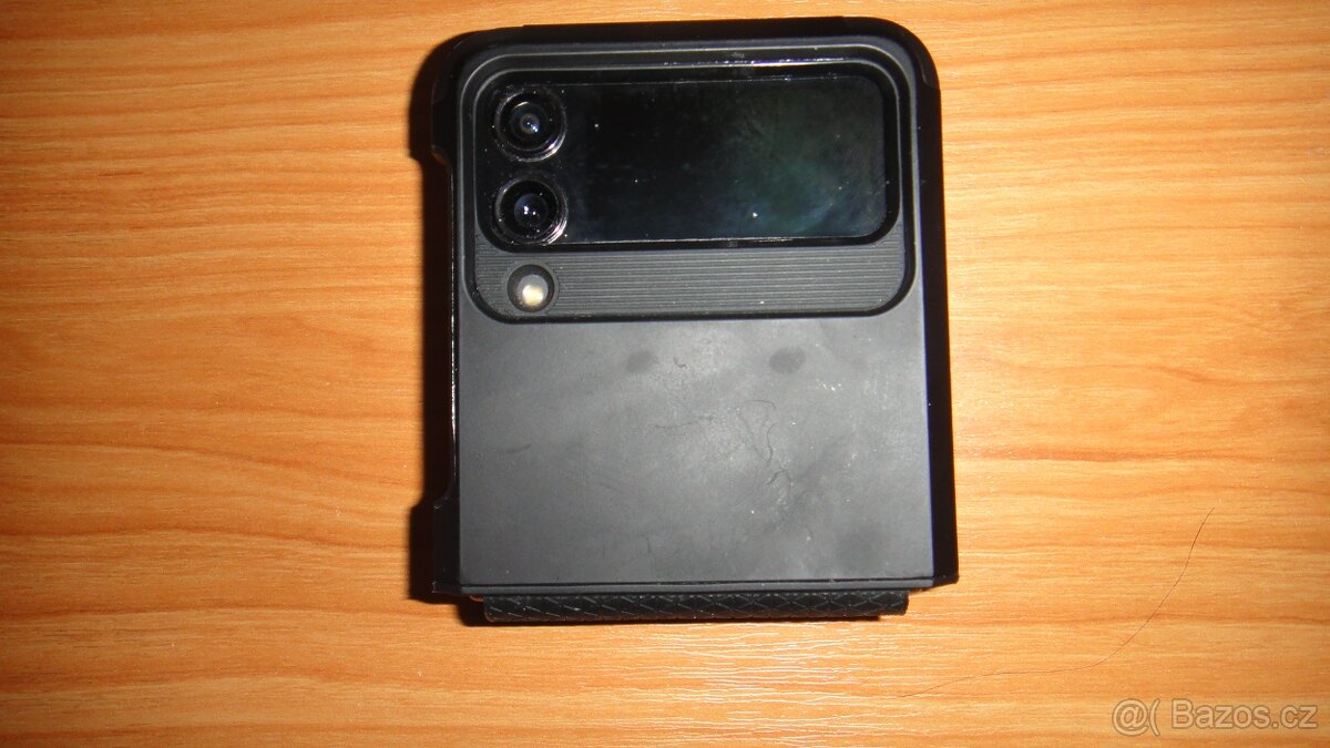 Samsung Galaxy Flip 4 - 10