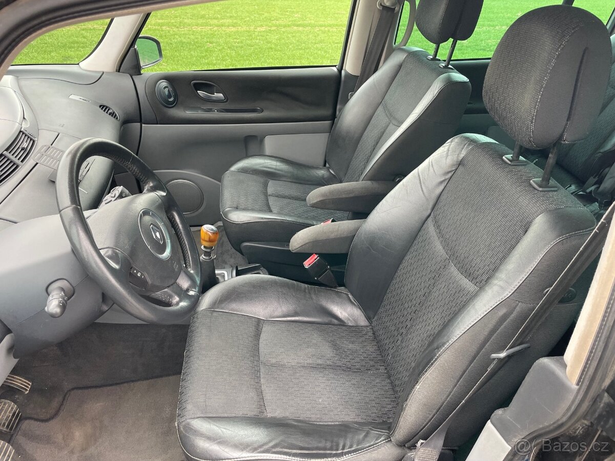 Renault Grand Espace 2.0 dCi 127kw - 10