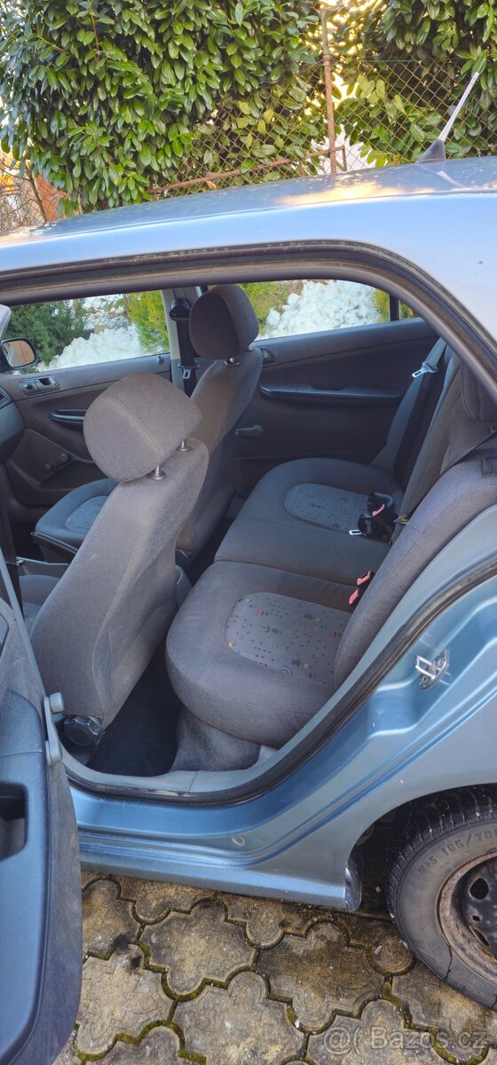 Škoda Fabia 1.4 mpi - 10