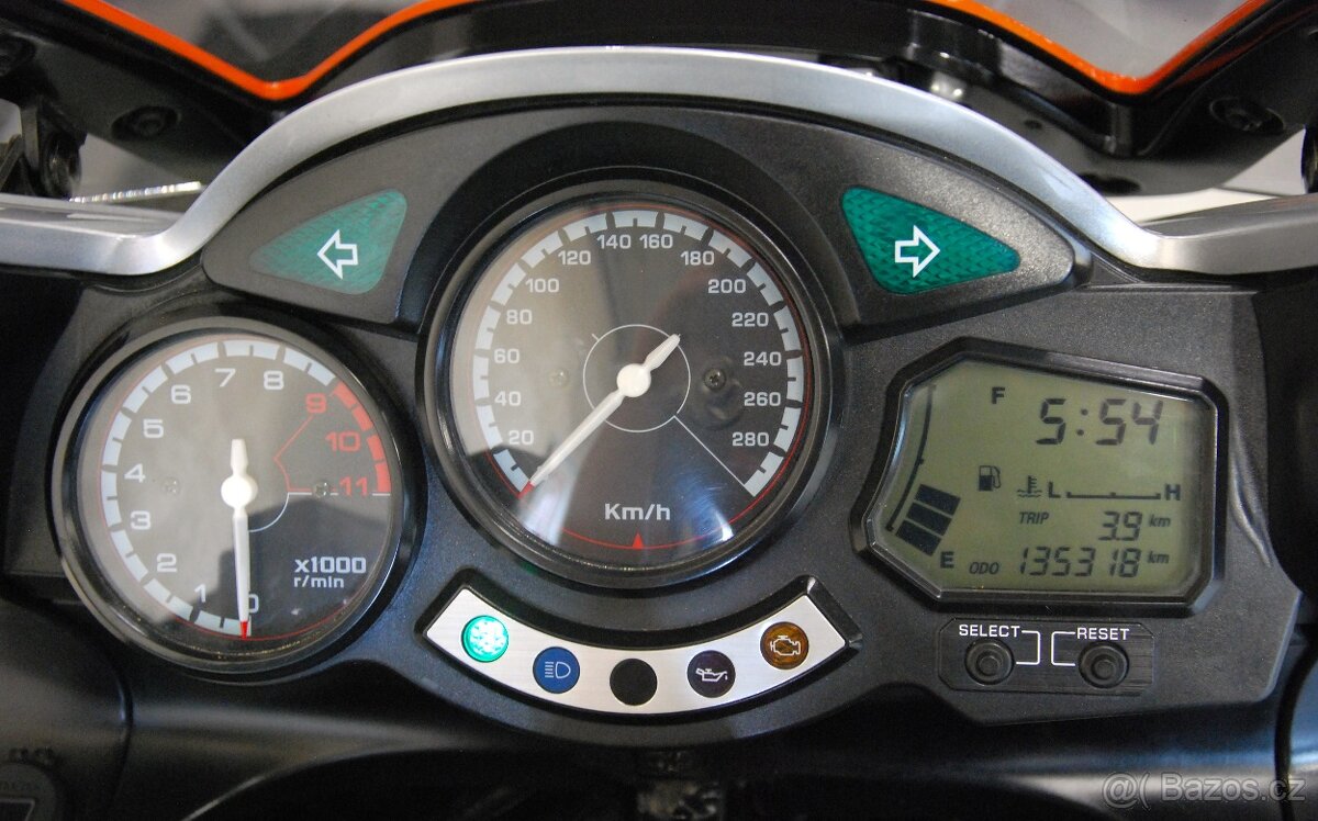 Yamaha FJR 1300 - bohatá výbava - 10