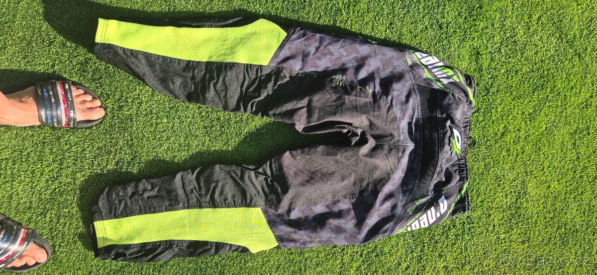 Motokrosový komplet - 10