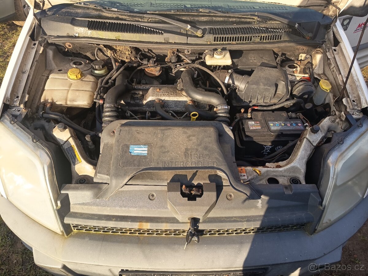 Ford transit connect 1,8td - 10