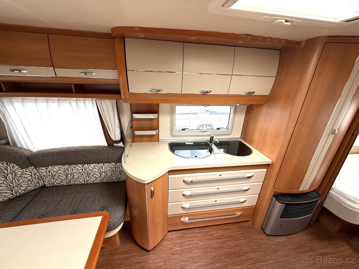 Hobby 560 UL, PŘEDSTAN, MOVER, VELKÁ LEDNICE, -SLEVA- - 10