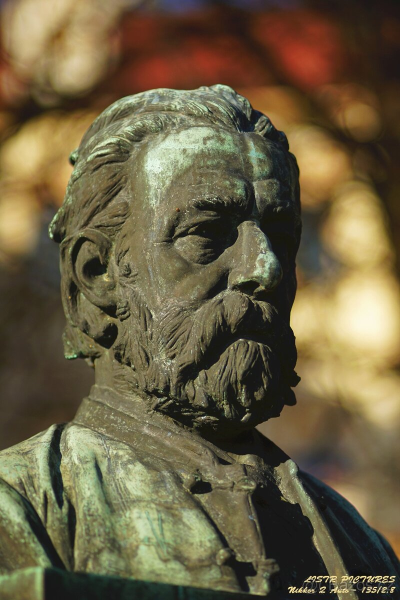 Nikkor Q Auto 135mm F 2,8 - 10