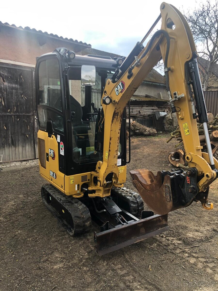 Caterpillar CAT 301.6 - 10